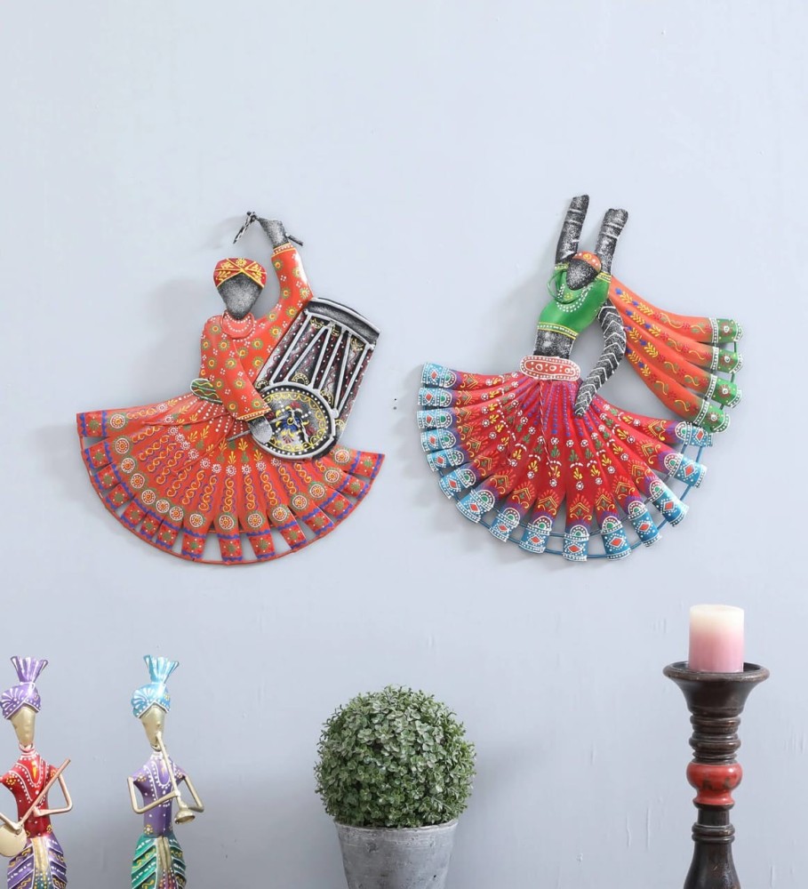 GUJRATI GARBA COUPLE DANCER METAL WALL DECOR