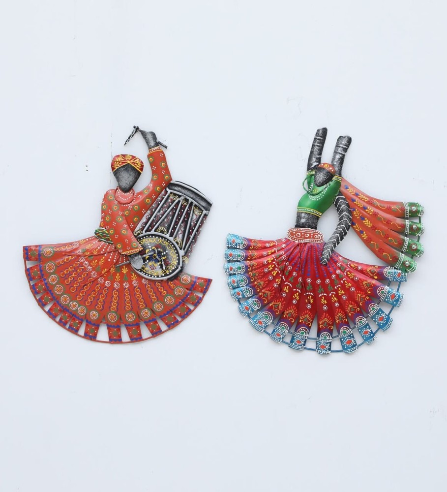 GUJRATI GARBA COUPLE DANCER METAL WALL DECOR