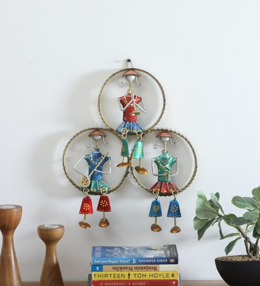 3 CAP DOLL MUSICIAN IN RING