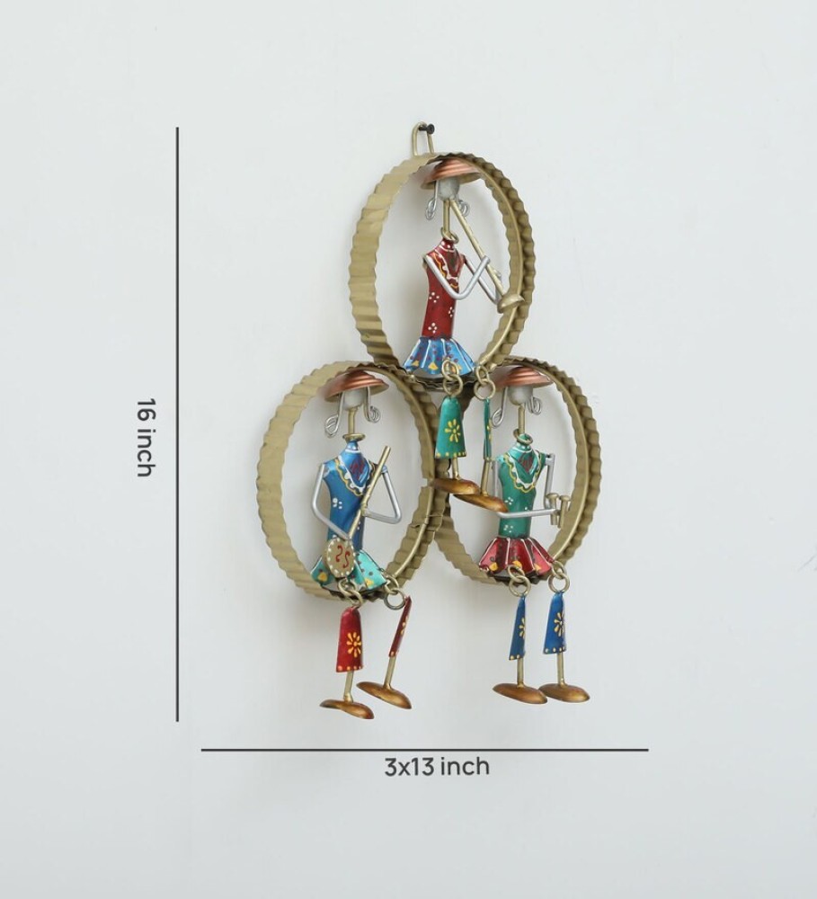 3 CAP DOLL MUSICIAN IN RING