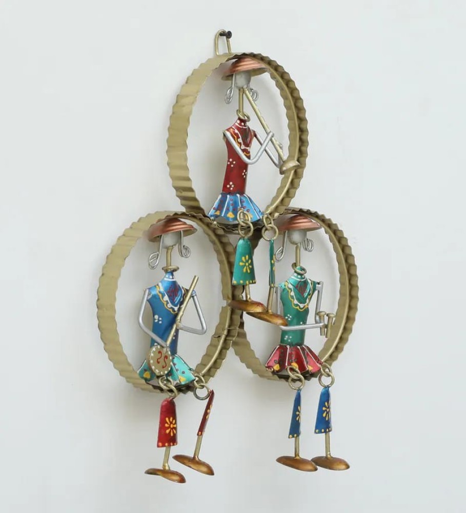 3 CAP DOLL MUSICIAN IN RING